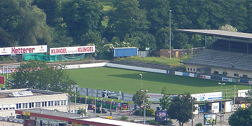 Пфорцхайм Stadion Brötzinger Tal (Kramski Arena) Пфорцхайм Stadion Brötzinger Tal (Kramski Arena)