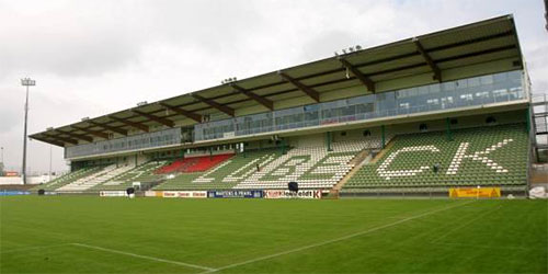 Любек Dietmar-Scholze-Stadion an der Lohmühle Любек Dietmar-Scholze-Stadion an der Lohmühle
