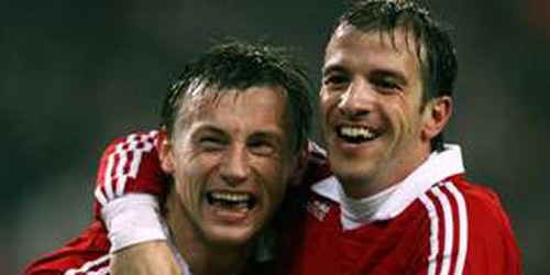 ����� ����