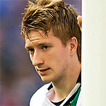 ����� ����