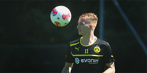 ����� ����