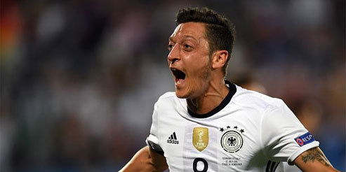 ����� ����